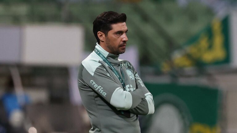 Abel Ferreira fica incomodado com derrota, mas reconhece mérito do adversário