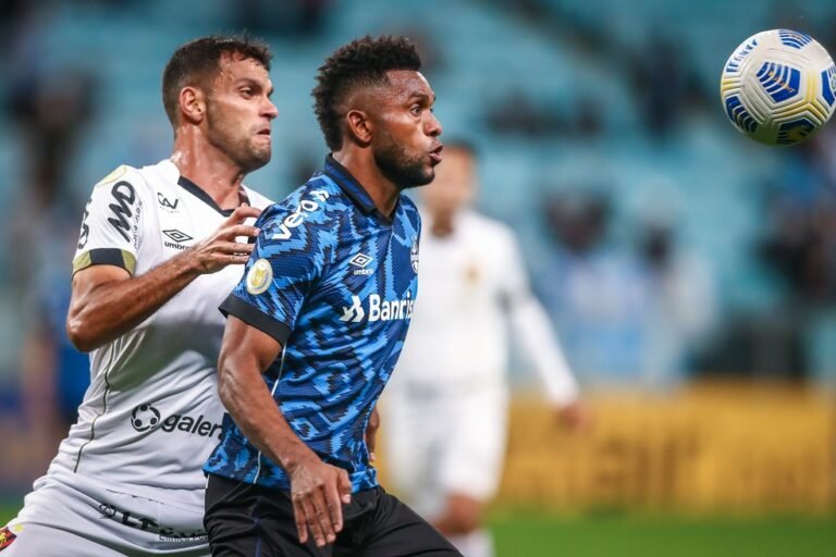 Borja se machuca em jogo contra o Sport e passará por exames