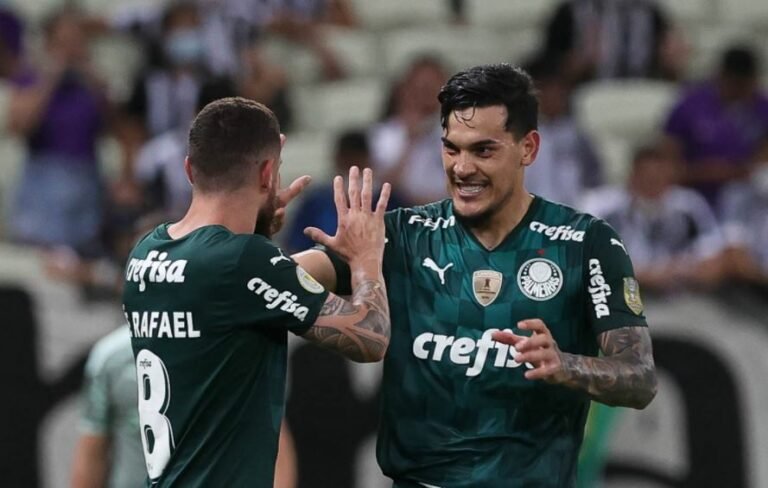 Palmeiras é o time da Série A com mais gols de falta no ano, ao lado do Galo