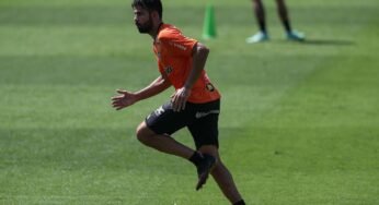 Diego Costa se recupera de lesão e será relacionado para jogo contra o Ceará