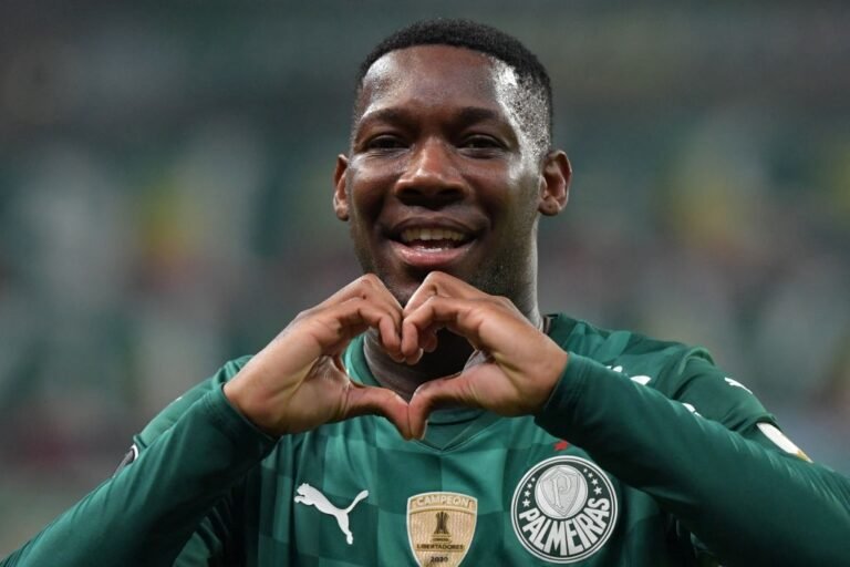 Sevilla demonstra interesse em Patrick de Paula, do Palmeiras
