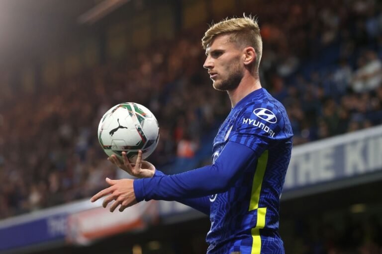 Timo Werner pede para sair do Chelsea; três clubes demonstram interesse
