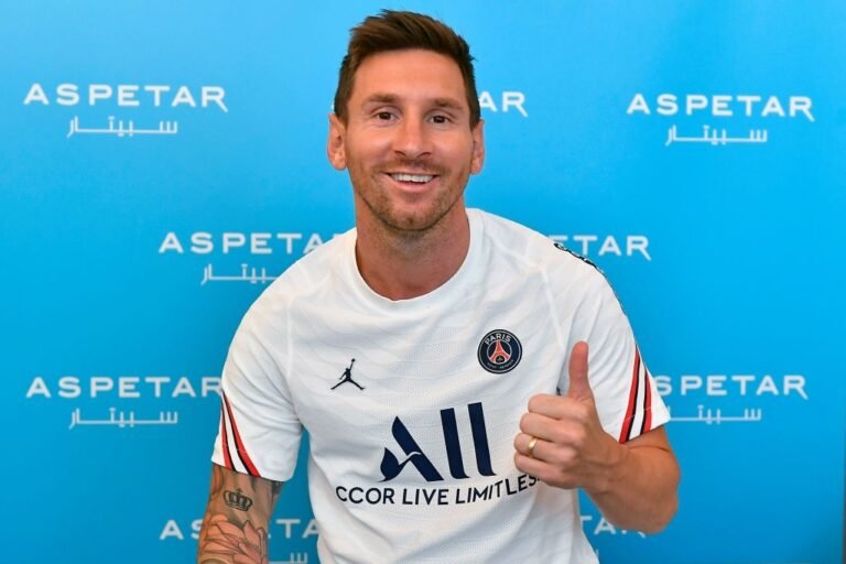 Messi comenta sobre saída do Barcelona e acerto com PSG: “Não errei”