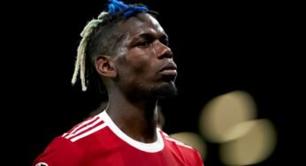 Alvo do PSG, Pogba decide renovar com Manchester United, diz jornal