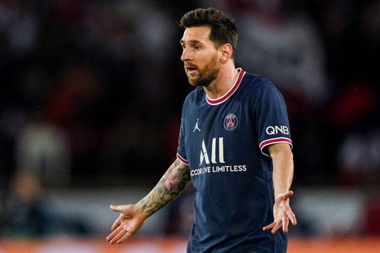 Rival diz que Messi não dribla como antes: “Ficou mais fácil marcá-lo”