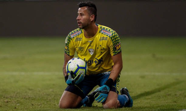 Fábio lamenta chances desperdiçadas pelo Cruzeiro em derrota para o Avaí