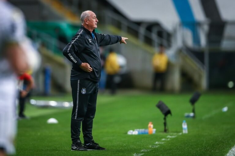 Felipão reconhece erros do Grêmio em derrota para o Sport