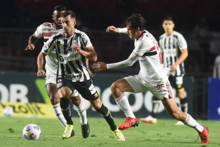 Santos tem mais uma noite sem vitória diante do São Paulo