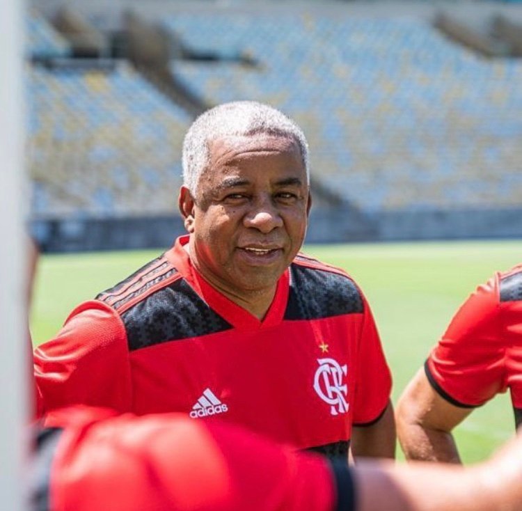 Em rede social, Andrade agradece Marcão e deseja sucesso ao treinador