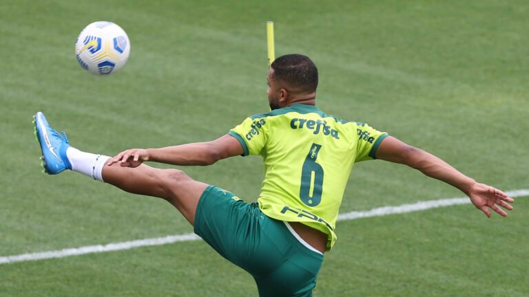 Jorge, do Palmeiras, cita evolução no clube