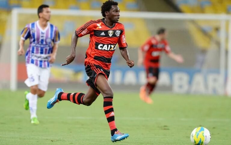Negueba, ex-Flamengo, está entre os melhores dribladores do FIFA 22