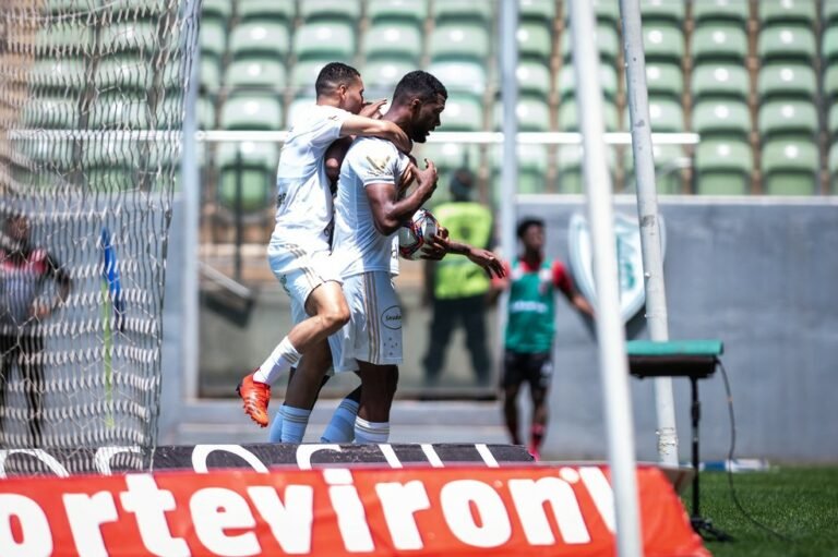 Cruzeiro realiza alguns feitos em uma mesma partida