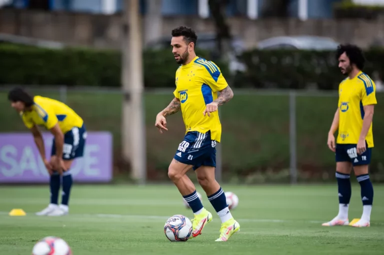 Cruzeiro não vence Avaí há dez anos