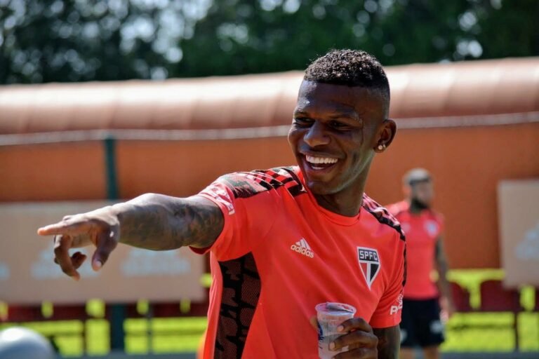 Belmonte fala sobre renovação de Arboleda: “É importante para nós”