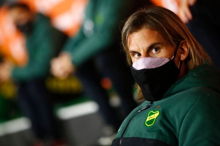 São Paulo cogita três nomes para substituir Hernan Crespo, diz jornalista