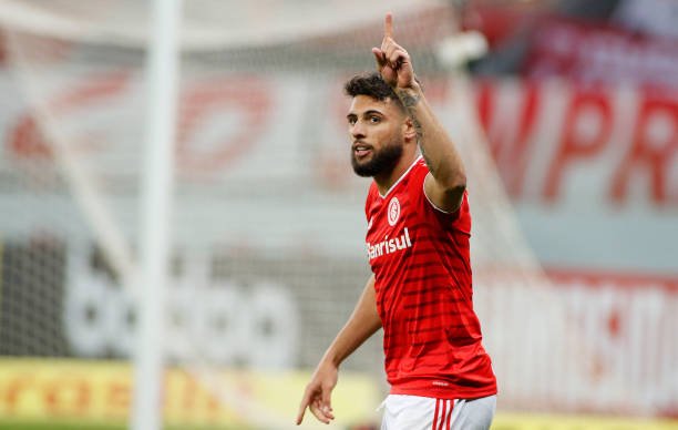 Yuri Alberto fala sobre jogar com a presença do torcedor no Beira-Rio: “É uma motivação a mais”