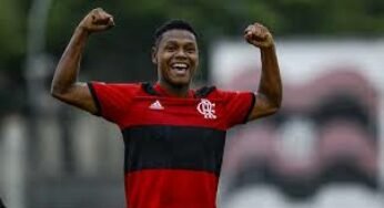 Real Madrid entra na corrida com Barcelona e monitora Matheus França, do Flamengo