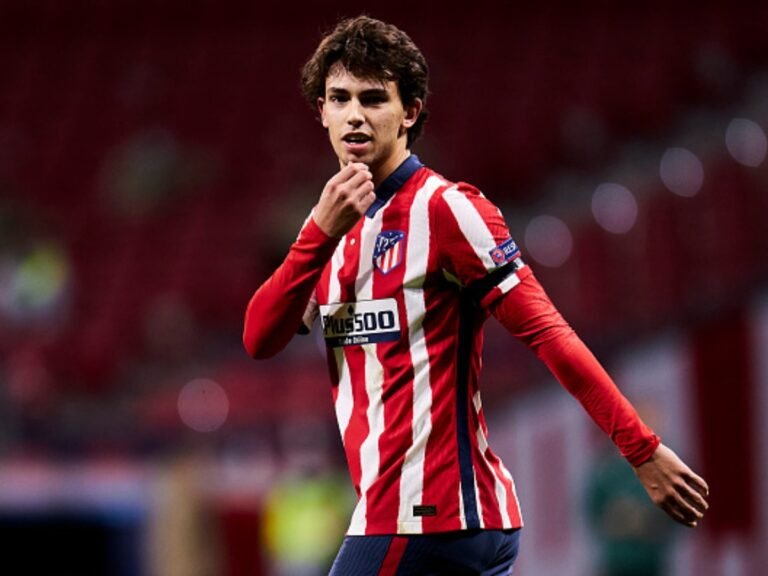 PSG estuda contratação de João Félix para substituir Mbappé