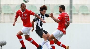 Titular no Santa Clara, Mansur fala sobre bom momento no clube português