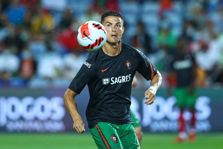 Com hat-trick de Cristiano Ronaldo, Portugal goleia Luxemburgo