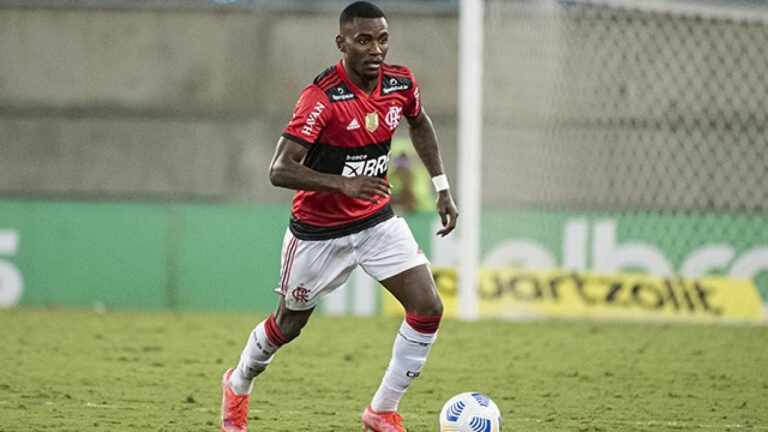 Ramon entra na mira do Bragantino e de dois clubes europeus, diz portal