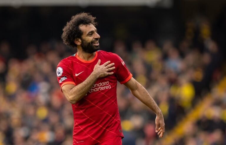 Salah empata com Drogba como maior artilheiro africano da história da Premier League e chega a oito jogos consecutivos com gols