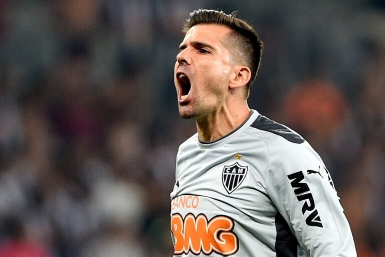 Ídolo atleticano, ex-goleiro Victor fala sobre a expectativa de título no Brasileirão