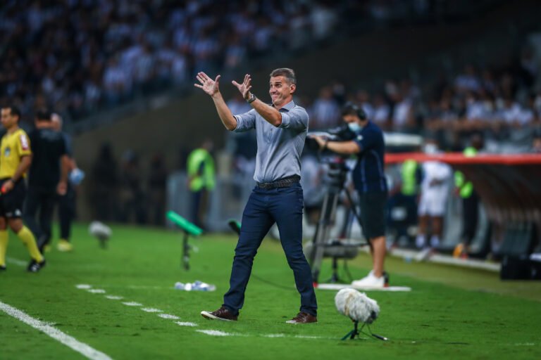 Mancini mostra otimismo e indica mudanças no Grêmio para o Gre-Nal 434