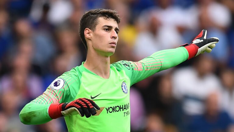 Clube da Itália demonstra interesse no goleiro Kepa
