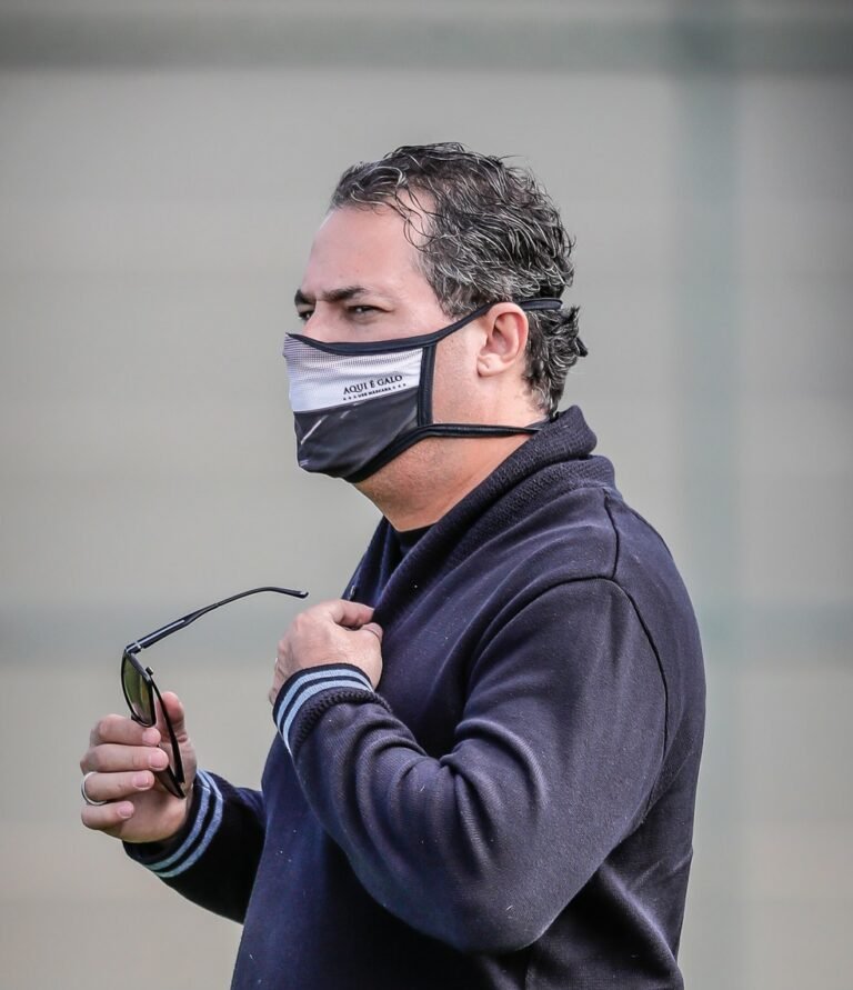 Alexandre Mattos confirma contato com Salgado, mas conversa não avança