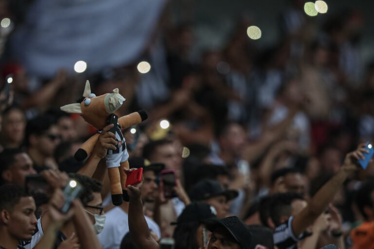 Atlético anuncia parcial de venda de ingressos para jogo contra o Grêmio