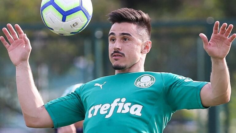 Santos negocia com Willian Bigode