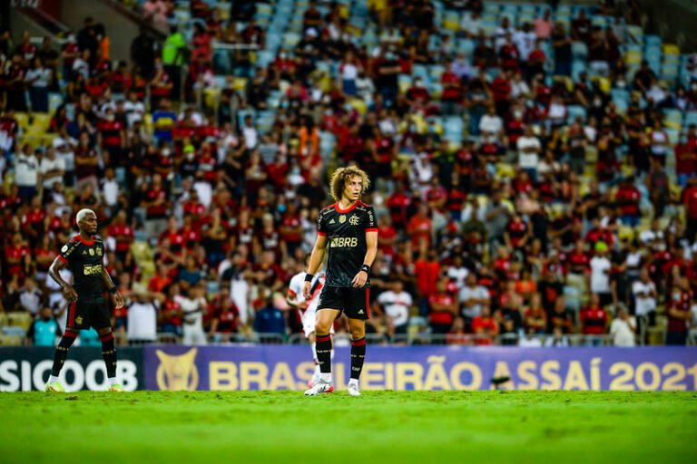 Flamengo ainda não foi vazado com David Luiz em campo