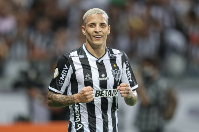 Benfica tem interesse e pode pagar caro por Guilherme Arana, do Atlético Mineiro