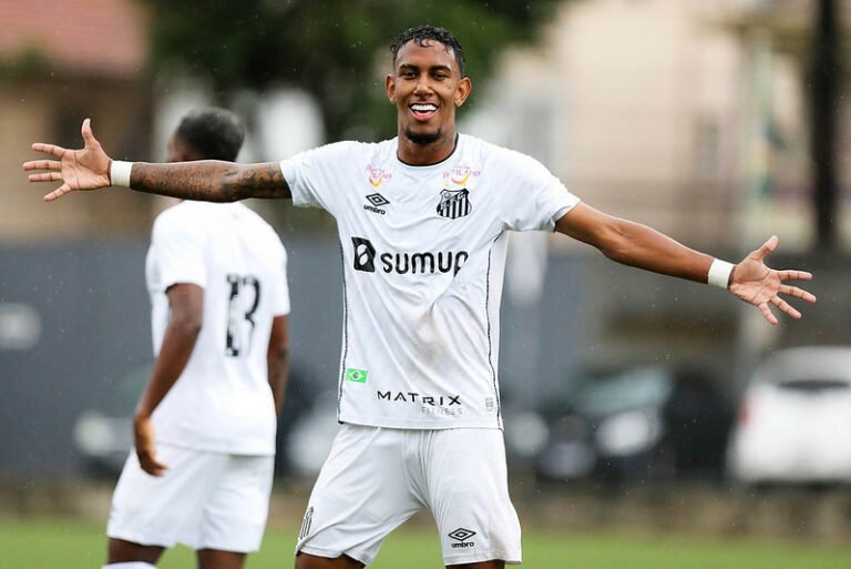 Santos tem reunião para acertar compra de atacante destaque do Sub-20