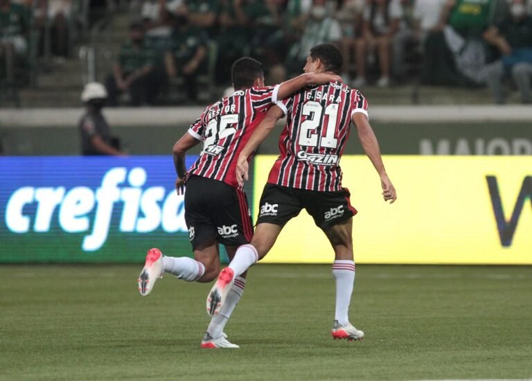 Após vitória contra o Palmeiras, elenco do São Paulo ganha folga
