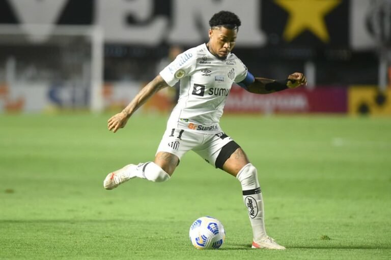 Contra o Internacional, Carille pode perder Marinho e Tardelli, entenda