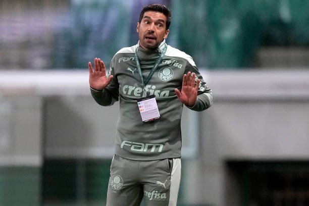 Abel Ferreira é cauteloso quanto à possibilidade de título brasileiro