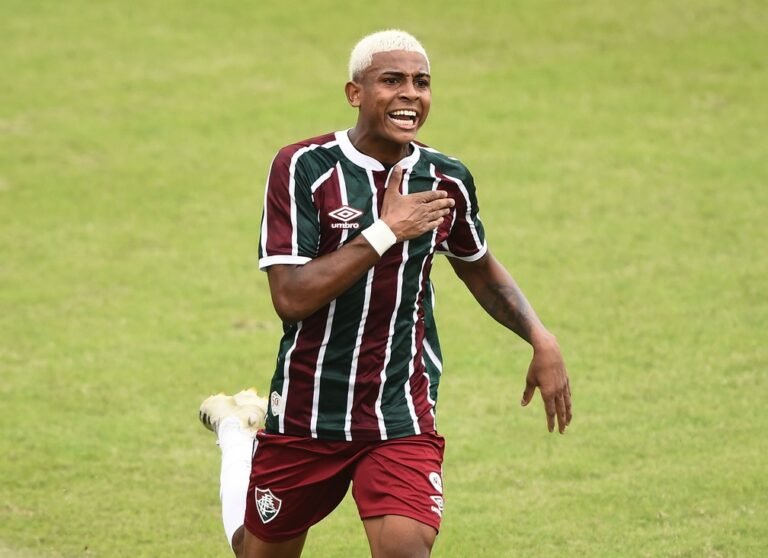 Fluminense pode ter três retornos contra o Sport