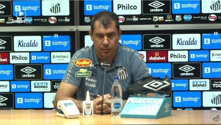 Carille fala sobre enfrentar o Corinthians: “Clássico é sempre empolgante, gostoso de jogar”