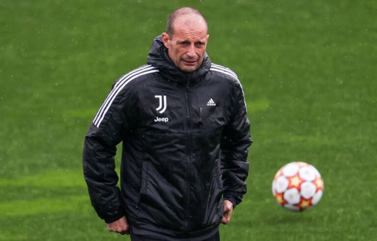 Allegri confronta jogadores no vestiário e clima esquenta na Juventus, diz jornal