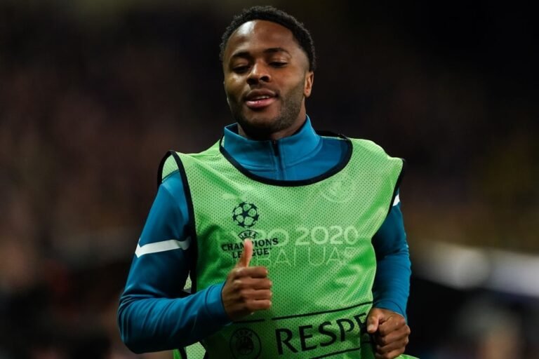 Sterling aceita jogar no Barcelona e aguarda acordo com City, diz jornal