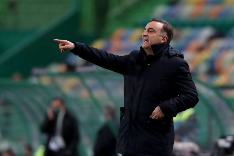 Carlos Carvalhal explica recusa ao Flamengo: “Era perigoso”