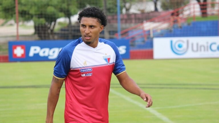 Conheça o valor que o Corinthians quer para vender Éderson; o jogador pode ir para o exterior