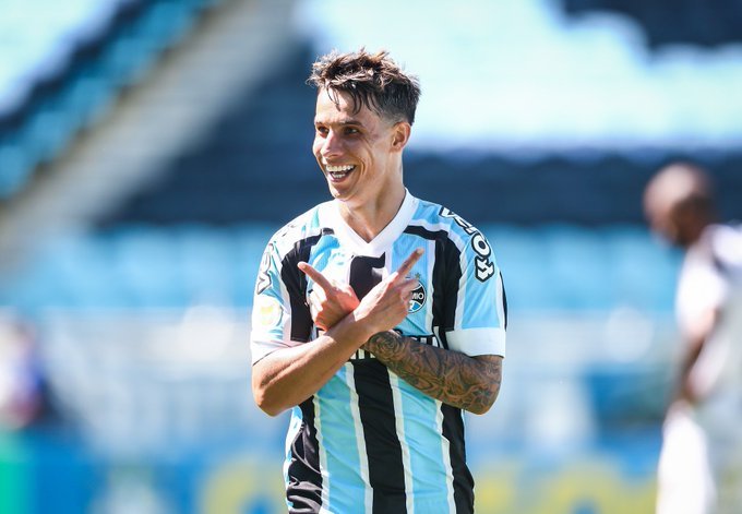 Ferreira aparece em lista dos melhores dribladores do mundo