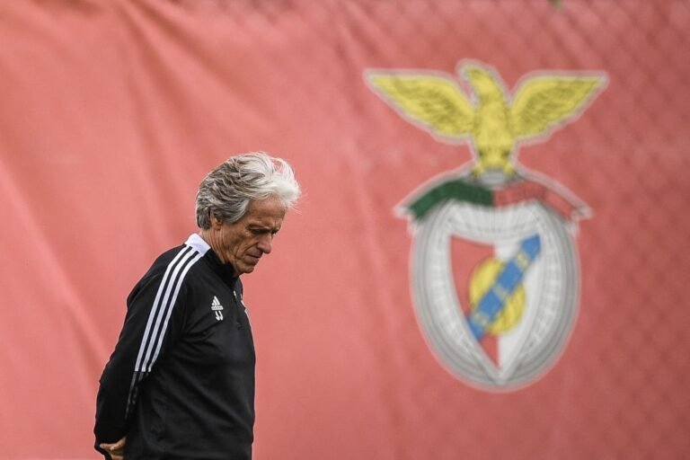 Jorge Jesus sairá do Benfica no fim da temporada, diz jornal