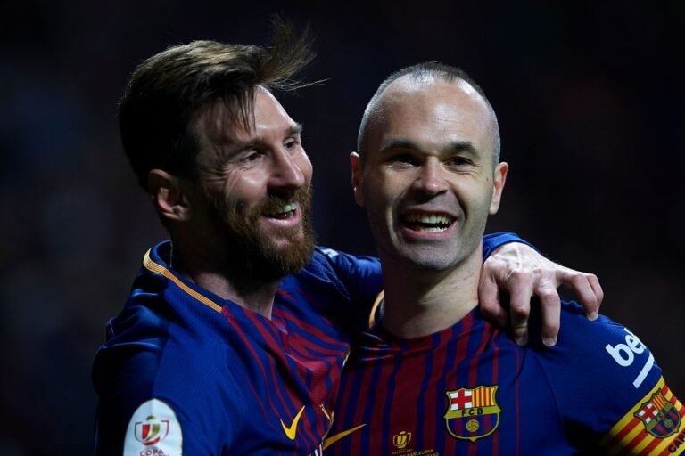 Laporta não descarta retornos de Messi e Iniesta ao Barcelona: “Nunca se sabe”