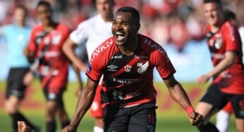 Na mira do Santos para 2022, Nikão deixa seu futuro em aberto: “Não tem nada certo”