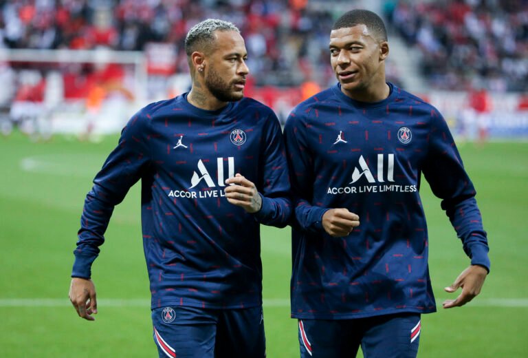 Mbappé cobra melhor desempenho do elenco nos confrontos da Ligue 1