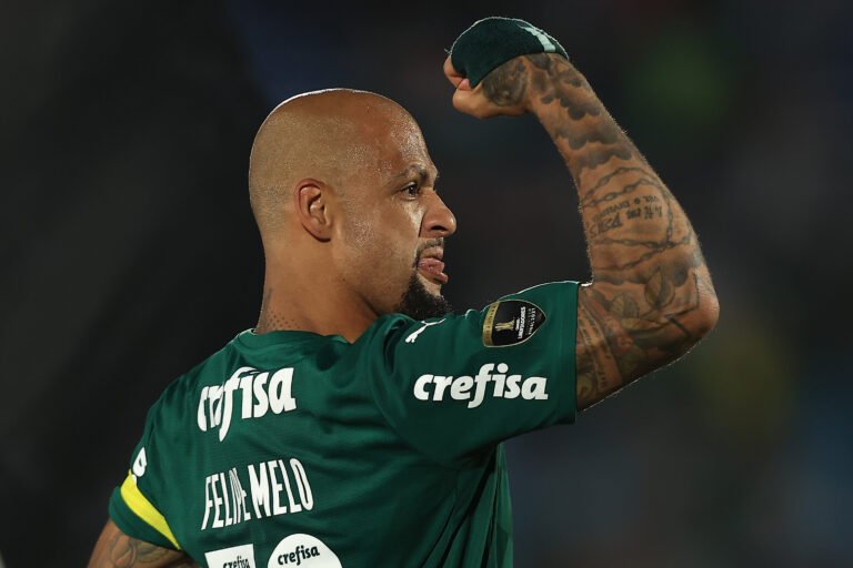 Felipe Melo tem exigência aceita e fica próximo de assinar com o Inter